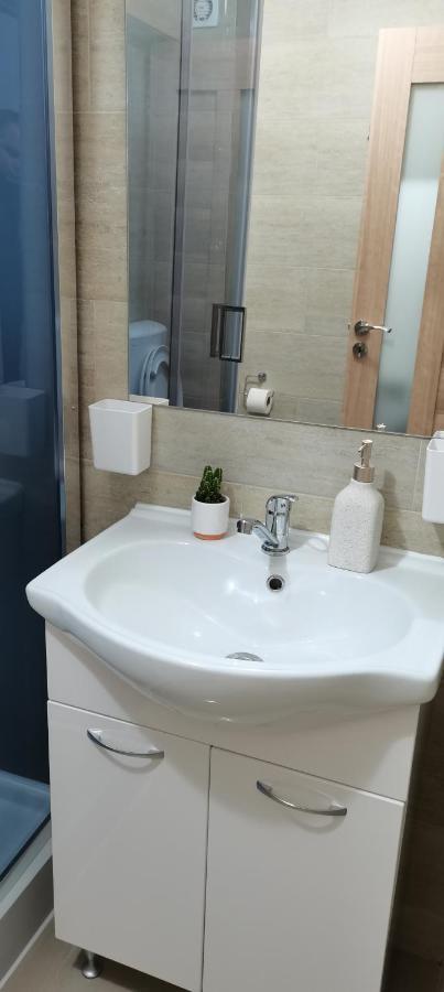 Mike Studio Mamaia Nord Apartment Năvodari Екстериор снимка
