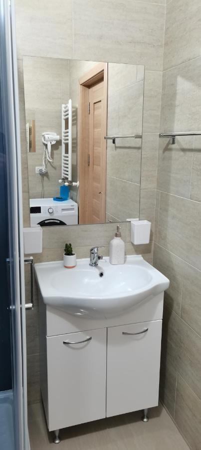 Mike Studio Mamaia Nord Apartment Năvodari Екстериор снимка