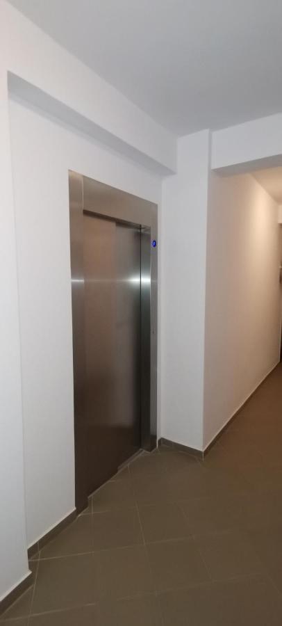 Mike Studio Mamaia Nord Apartment Năvodari Екстериор снимка